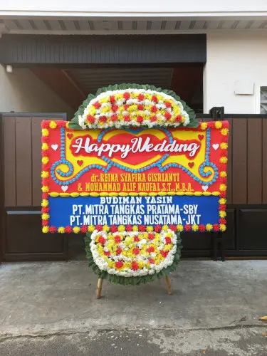 Papan Bunga Pernikahan madurejo